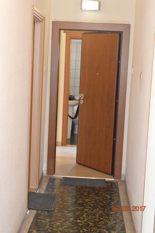 Tobacco Warehouse Apartment Кавала Экстерьер фото